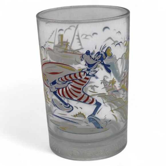 1996 Walt Disney World 25th Anniversary Goofy Typhoon Lagoon Glass - Picture 1 of 7